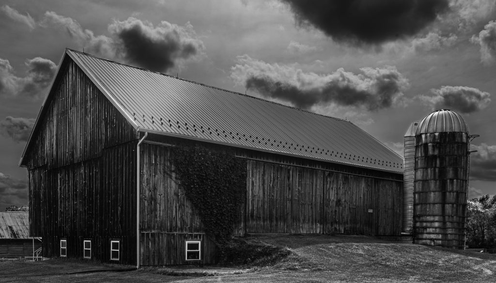 Tudek Barn 4, photograph by Lisa Marie Cirincione